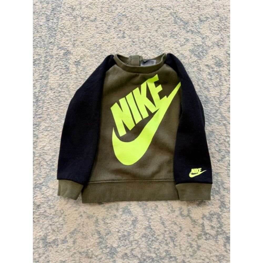Nike 24 months crewneck sweatshirt with neon green logo